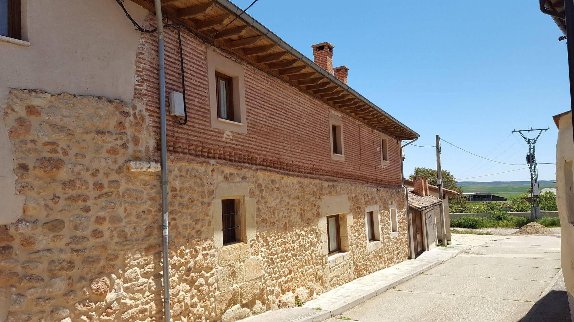 Hotel Rural Fuente Del Val Prádanos de Ojeda Buitenkant foto